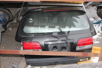 Лот: 3477787. Фото: 1. Дверь 5-я Toyota Caldina at-st... Кузов