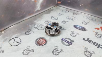 Лот: 23590044. Фото: 1. Поршень Lexus LS460 1UR-FSE 13101-38090. Двигатель и элементы двигателя