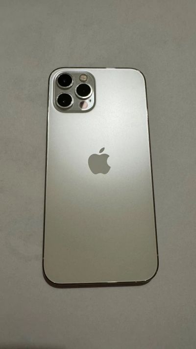 Лот: 21143606. Фото: 1. iPhone 12 Pro 128 гб. Смартфоны