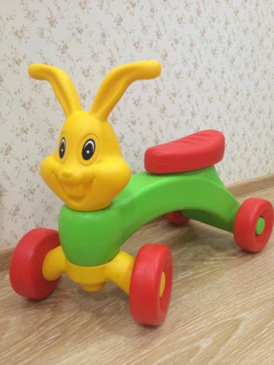 Лот: 6621657. Фото: 1. С рубля!! Каталка Заяц новый. Другое (игрушки)