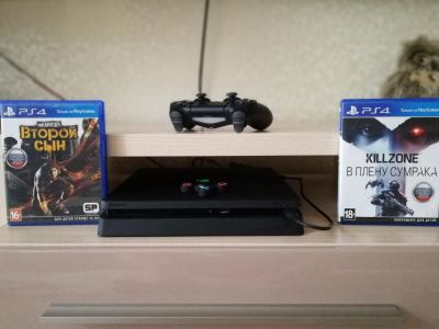Лот: 10460848. Фото: 1. PlayStation 4 slim + игры. Игровые приставки, консоли