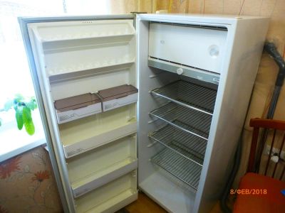 Лот: 11009530. Фото: 1. Холодильник Бирюса. Холодильники, морозильные камеры