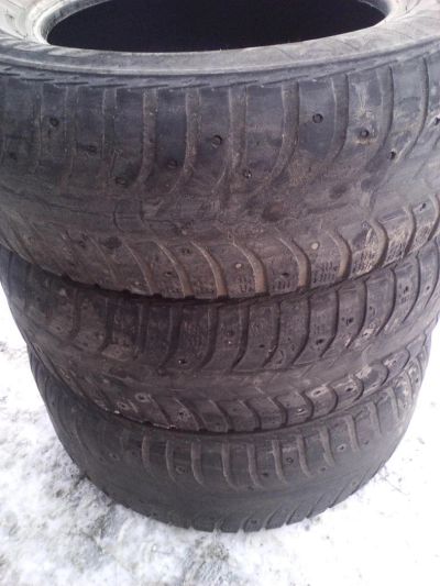 Лот: 6685299. Фото: 1. три шины 205-65 R15 Bridgestone... Шины