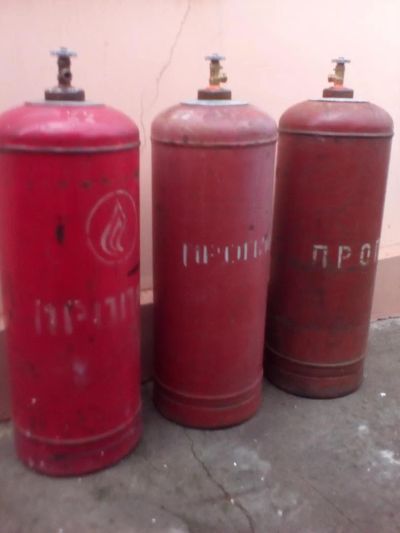 Лот: 7877294. Фото: 1. Продам пустые больны из под пропана. Баллоны, газ в баллонах