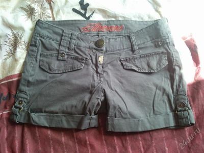 Лот: 1084115. Фото: 1. Шорты. Брюки, шорты