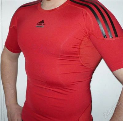 Лот: 763955. Фото: 1. Techfit adidas футболка. Другое (спортивная одежда)