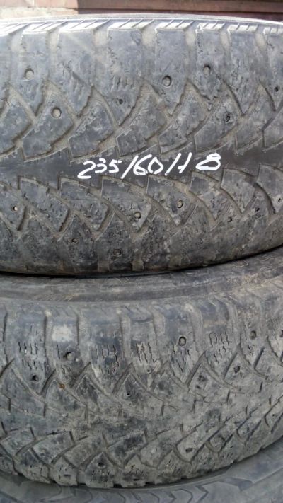 Лот: 8058281. Фото: 1. 235/60 R18 Nokian. Шины