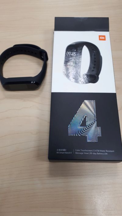 Лот: 14541392. Фото: 1. Mi Band 4 Новый Оригинал. Смарт-часы, фитнес-браслеты, аксессуары