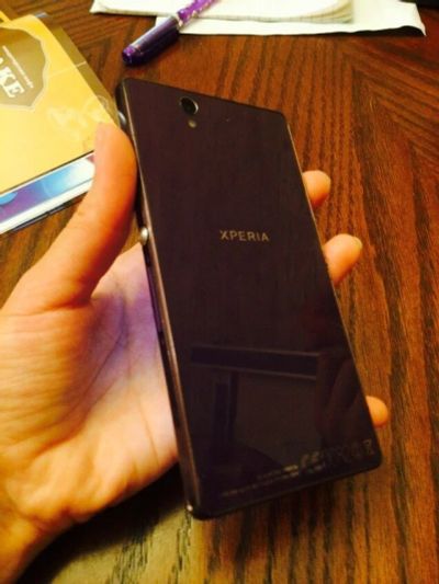 Лот: 4883719. Фото: 1. Sony Xperia Z С6603. Смартфоны