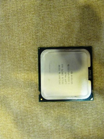 Лот: 6708851. Фото: 1. Процессор Core2Duo E8200. Процессоры