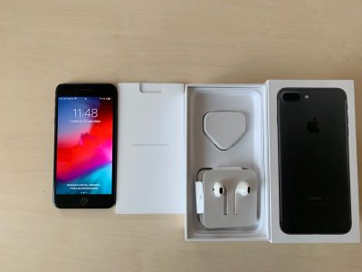 Лот: 12854213. Фото: 1. Iphone 7 plus 128 gb черный. Смартфоны