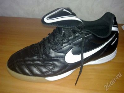Лот: 311895. Фото: 1. Nike Tiempo бутсы, абсолютно новые. Кеды, кроссовки, слипоны