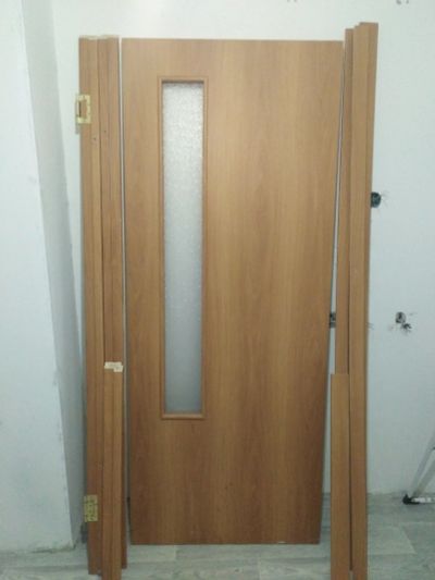 Лот: 15232605. Фото: 1. Межкомнатная дверь с коробом и... Двери межкомнатные