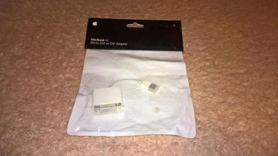 Лот: 6590542. Фото: 1. Фирменный Apple Micro-DVI to DVI... Шлейфы, кабели, переходники