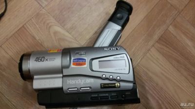 Лот: 9787112. Фото: 1. Видеокамера Sony Hi8. Видеокамеры