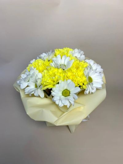 Лот: 25524351. Фото: 1. 6. Композиция из живых цветов... Свежие цветы