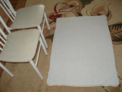 Лот: 470925. Фото: 1. Стол обеденный со стульями. Столы, стулья, обеденные группы