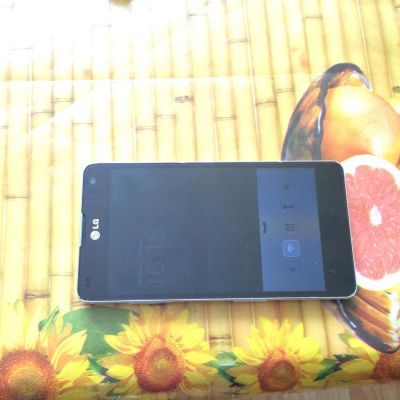 Лот: 5191919. Фото: 1. lg e975 Optimus g. Смартфоны