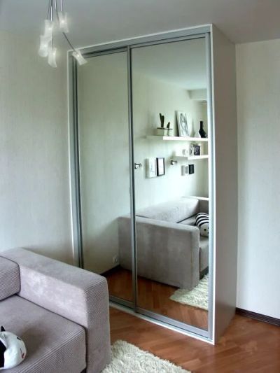 Лот: 4901638. Фото: 1. Шкаф-купе зеркальный!. Шкафы, шкафы-купе