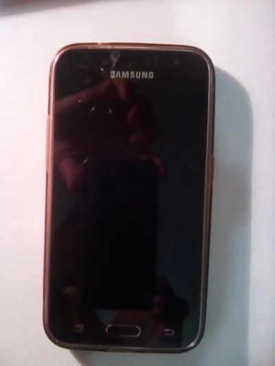 Лот: 11524931. Фото: 1. Samsung galaxy J1. Смартфоны