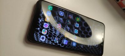 Лот: 17156473. Фото: 1. Pocophone f1. Смартфоны