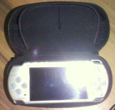 Лот: 37189. Фото: 1. PSP Slim&Light Silver. Игровые приставки, консоли
