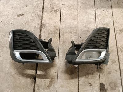 Лот: 20226639. Фото: 1. Mazda Axela BL накладки на бампер... Кузов