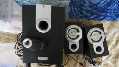 Лот: 3583367. Фото: 1. Колонки 2+1 Microlab. Акустические системы