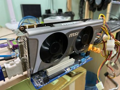 Лот: 18401783. Фото: 1. Видеокарта MSI GeForce GTX 470... Видеокарты