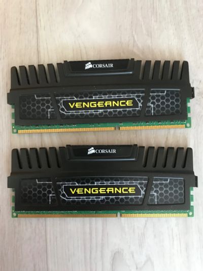 Лот: 18665582. Фото: 1. Оперативная память Corsair ddr3... Оперативная память