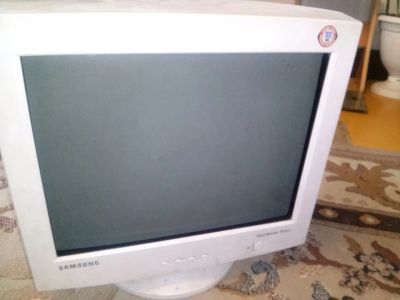Лот: 3927977. Фото: 1. монитор Samsung Syncmaster 17... ЭЛТ-мониторы