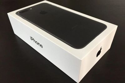 Лот: 9977934. Фото: 1. Продам новый iPhone 7+ 128 gb... Смартфоны