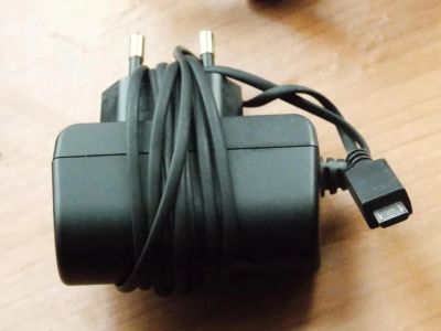 Лот: 9143539. Фото: 1. СЗУ MicroUSB, оригинал. Зарядные устройства, блоки питания, адаптеры сетевые для смартфонов