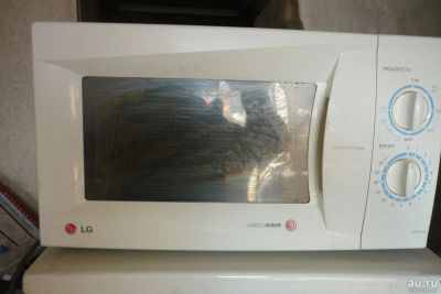 Лот: 9396888. Фото: 1. микроволновка lg. Микроволновки, мини-печи