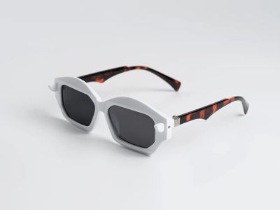 Лот: 25273397. Фото: 1. Очки Marc Jacobs. Очки солнцезащитные