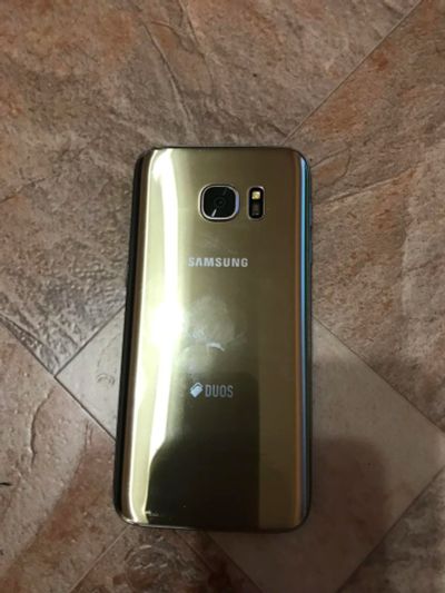 Лот: 11102919. Фото: 1. Samsung Galaxy S7 Ослепительная... Смартфоны