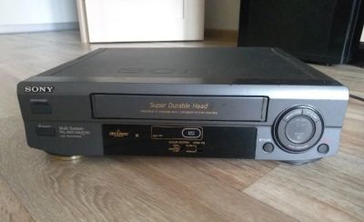 Лот: 17956773. Фото: 1. Видеомагнитофон Sony. Видеомагнитофоны