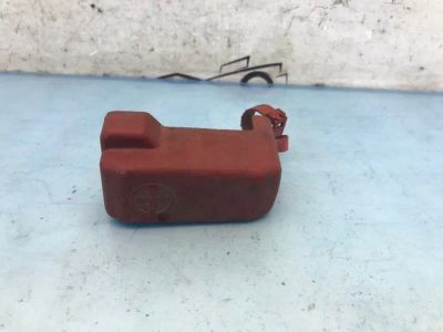 Лот: 24347224. Фото: 1. крышка клеммы toyota corolla E150. Двигатель и элементы двигателя