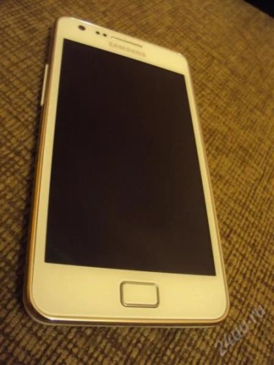Лот: 2432792. Фото: 1. samsung galaxy s2 i9100 белый. Смартфоны