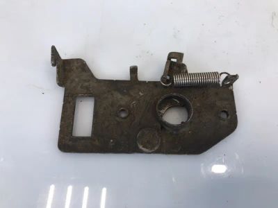 Лот: 21705481. Фото: 1. замок капота Chevrolet Lacetti... Двигатель и элементы двигателя