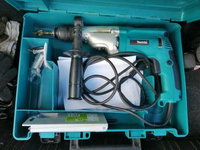 Лот: 15758041. Фото: 1. Дрель ударная Makita HP 2071F. Электроинструмент