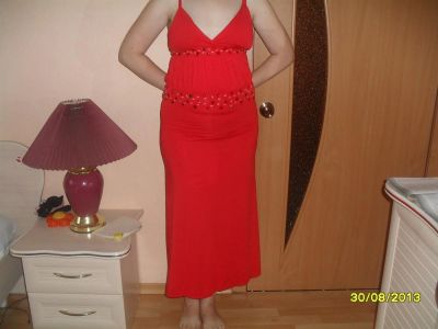 Лот: 3120884. Фото: 1. очень красивое красное платье. Платья