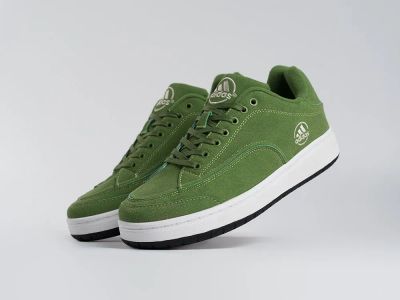 Лот: 24973621. Фото: 1. Кроссовки Adidas. Кеды, кроссовки, слипоны