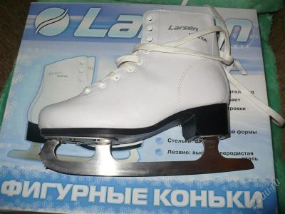 Лот: 2344904. Фото: 1. Коньки фигурные. Коньки