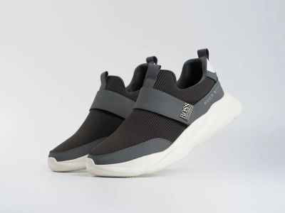 Лот: 25045641. Фото: 1. Кроссовки Hugo Boss. Кеды, кроссовки, слипоны