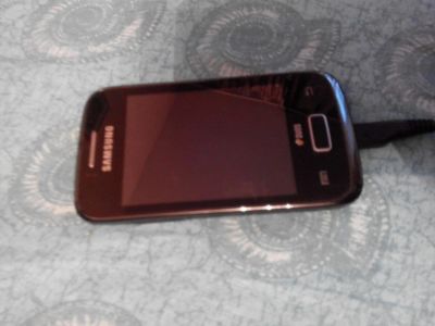 Лот: 4947218. Фото: 1. Samsung GT-S6102 в хорошем состоянии... Кнопочные мобильные телефоны