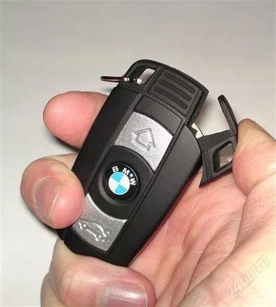Лот: 838237. Фото: 1. Зажигалка BMW. Сувенирные мелочи