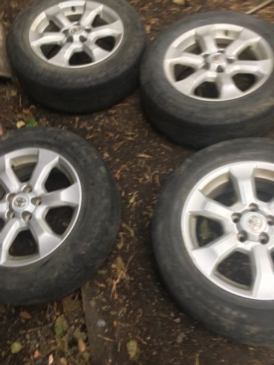 Лот: 18075697. Фото: 1. Колёса RAV 4 оригинал. Шины на дисках