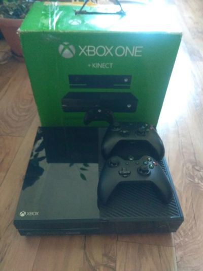 Лот: 13672134. Фото: 1. Xbox One 500Gb состояние новой. Игровые приставки, консоли