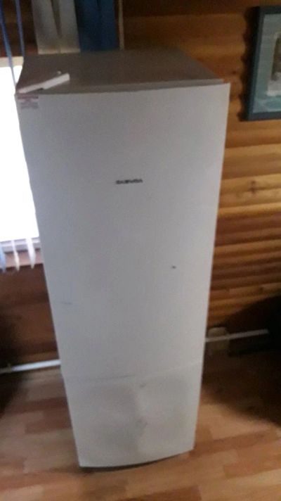 Лот: 14028670. Фото: 1. Холодильник Daewoo Electronics... Холодильники, морозильные камеры